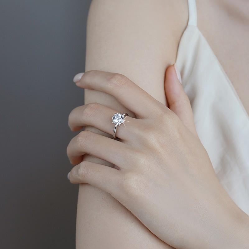 NO.110 S925 Sterling Silver Six-Claw Ring Synthetic Moissanite Ring fashion jewelry accessory woman girl promise ring Springtok