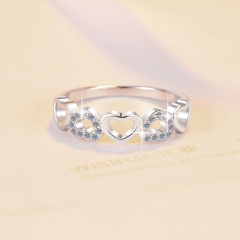 27. S925 Sterling Silver Little Heart-Shaped Ring  Synthetic Moissanite Ring